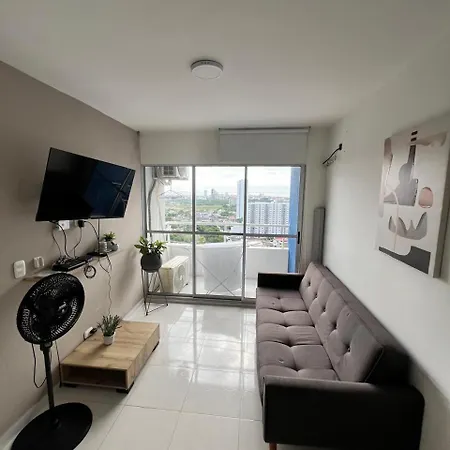 Moderno Y Confortable Apto De 3 Hab Y Psicina Apartamento *