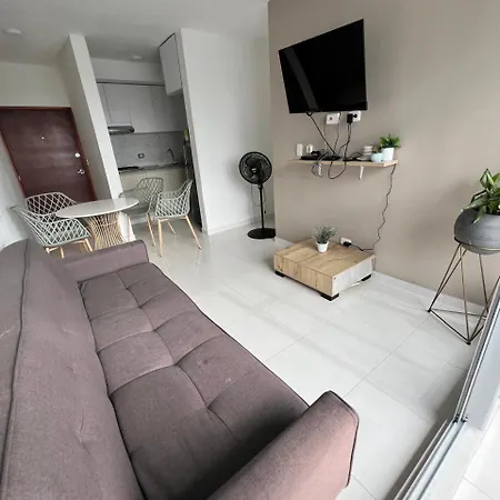 Moderno Y Confortable Apto De 3 Hab Y Psicina Apartment *